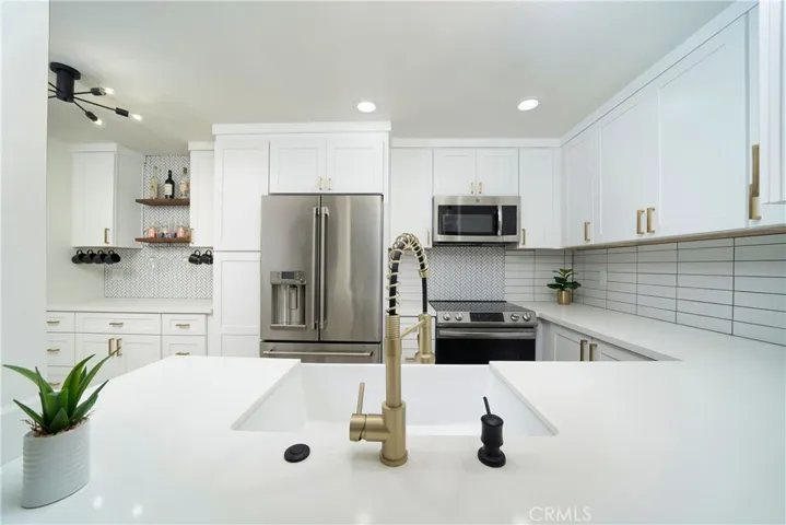 25671 Le Parc 1, Lake Forest, California 92630
