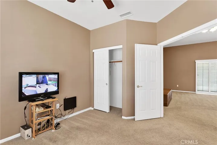 16557 Candlewood Road, Apple Valley, California 92307