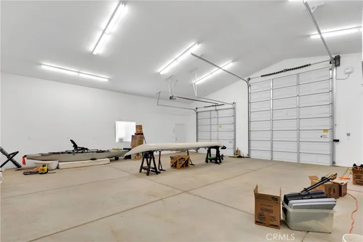 16557 Candlewood Road, Apple Valley, California 92307