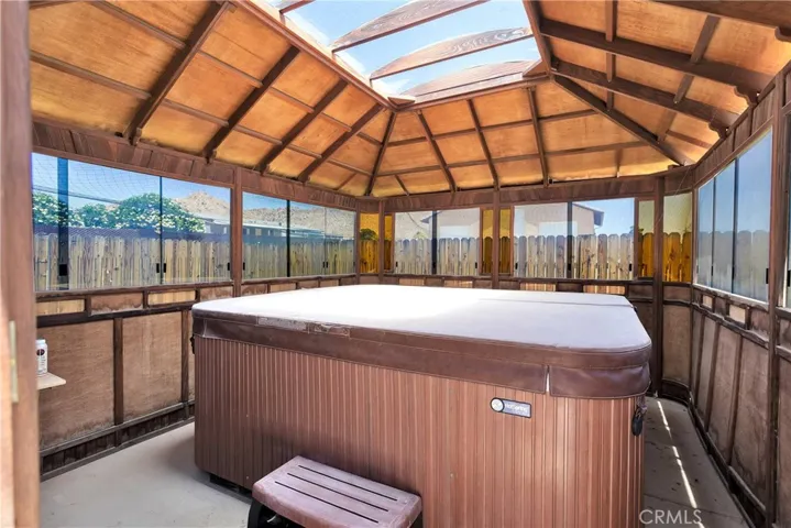 16557 Candlewood Road, Apple Valley, California 92307