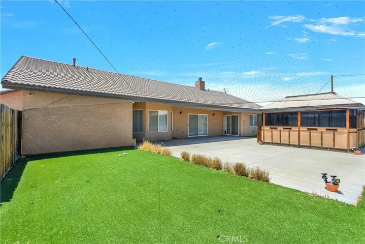 16557 Candlewood Road, Apple Valley, California 92307