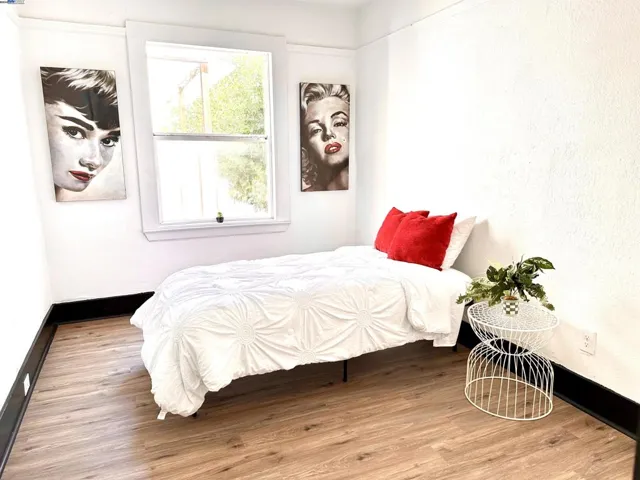 471 Paris, San Francisco, California 94112