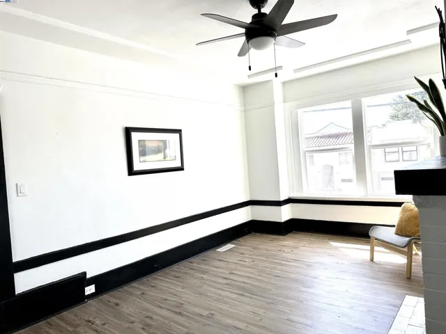 471 Paris, San Francisco, California 94112