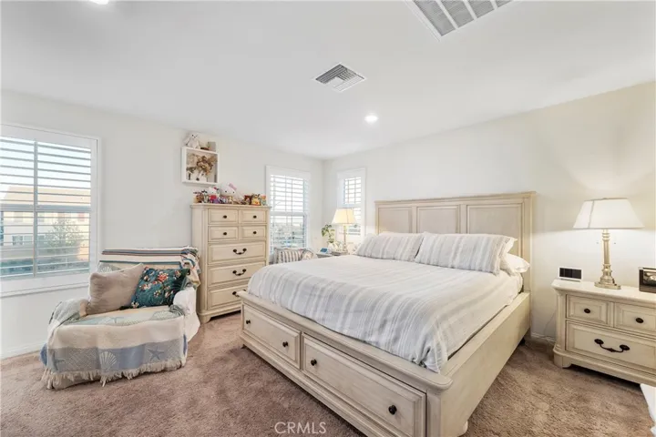 1588 Redwoods Drive Place, Upland, California 91784