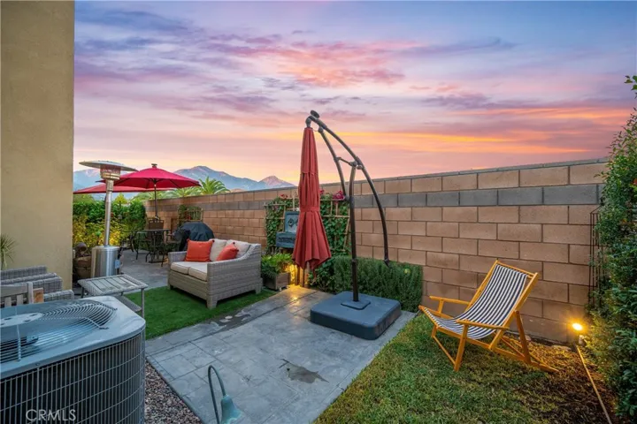 1588 Redwoods Drive Place, Upland, California 91784
