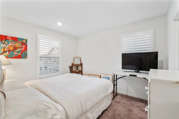 1588 Redwoods Drive Place, Upland, California 91784
