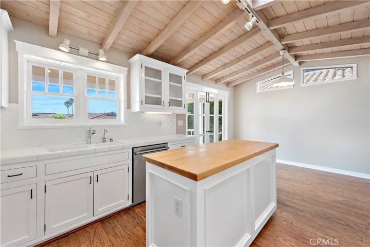 2403 Calle Madiera, San Clemente, California 92672