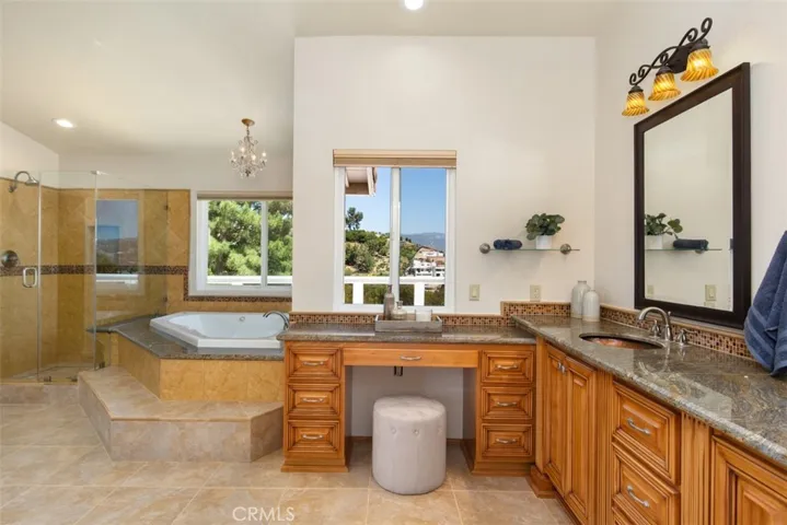 Primary Suite Bathroom