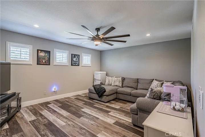 3040 Drake Street, Corona, California 92882