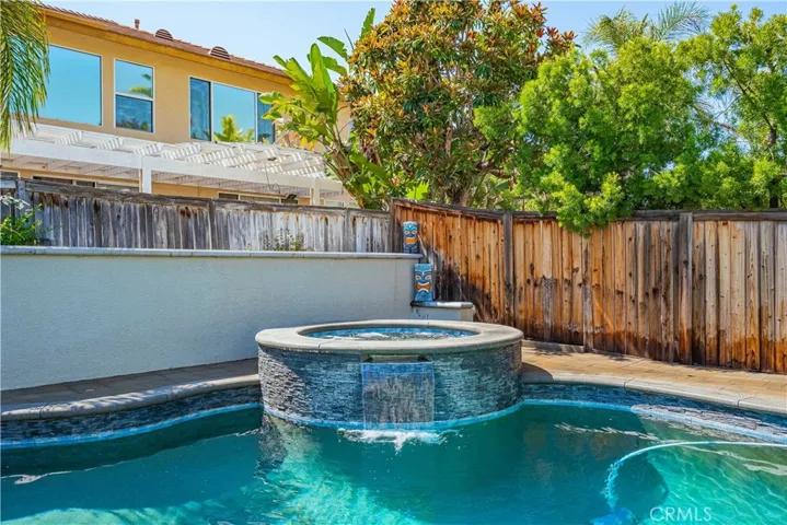 3040 Drake Street, Corona, California 92882