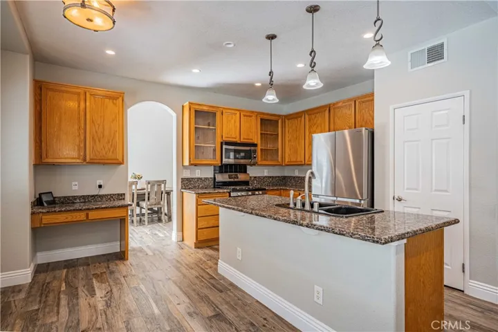 3040 Drake Street, Corona, California 92882