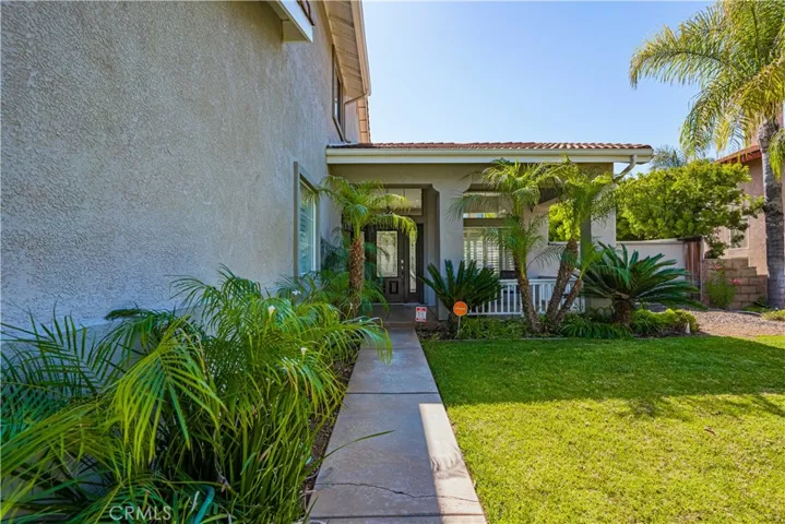 3040 Drake Street, Corona, California 92882