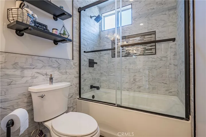 3040 Drake Street, Corona, California 92882