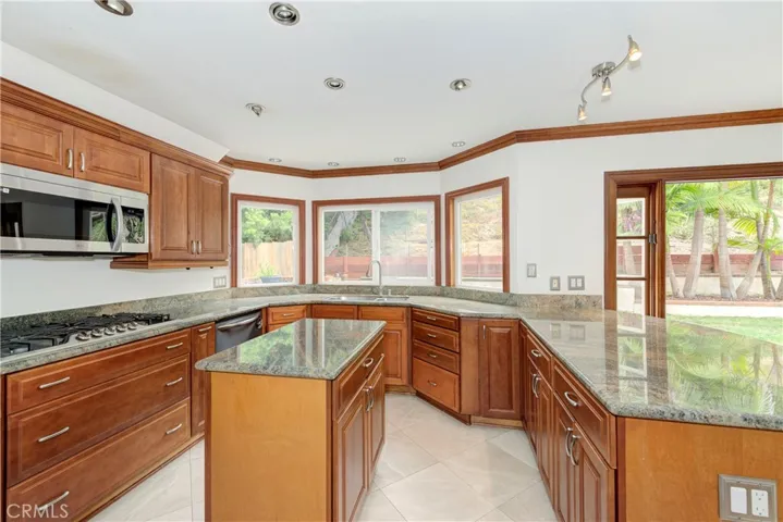 33722 Avenida Calita, San Juan Capistrano, California 92675