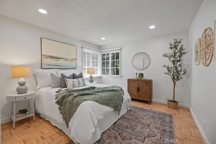 11261 Wallingsford Road, Rossmoor, California 90720