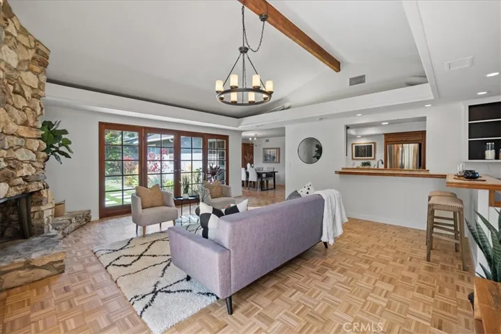 11261 Wallingsford Road, Rossmoor, California 90720