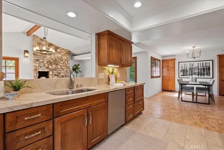 11261 Wallingsford Road, Rossmoor, California 90720