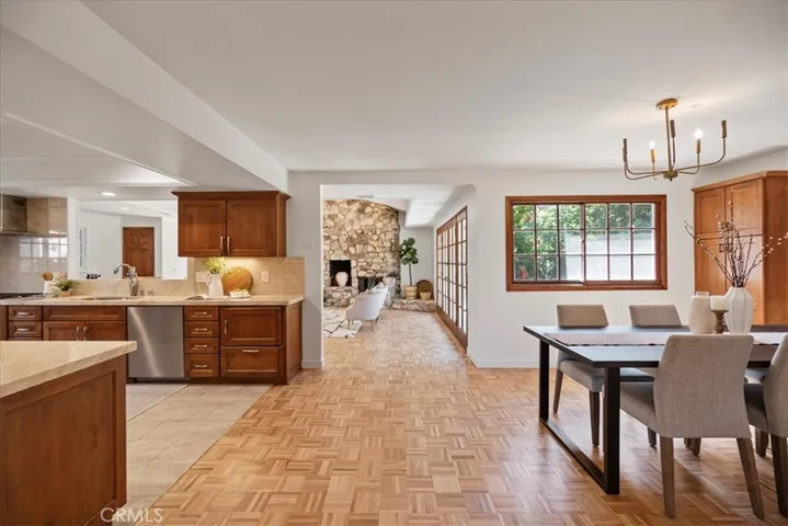 11261 Wallingsford Road, Rossmoor, California 90720
