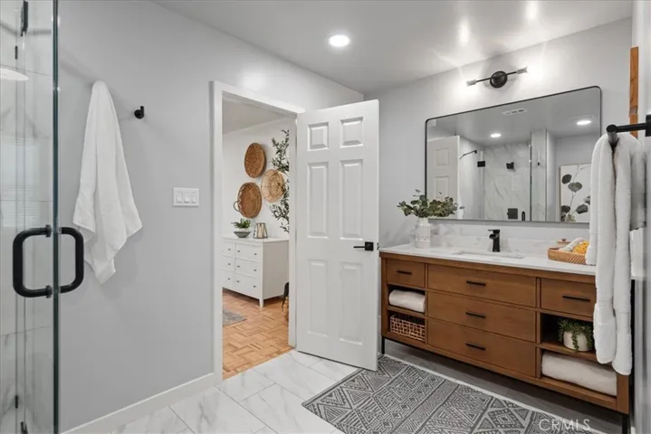 11261 Wallingsford Road, Rossmoor, California 90720