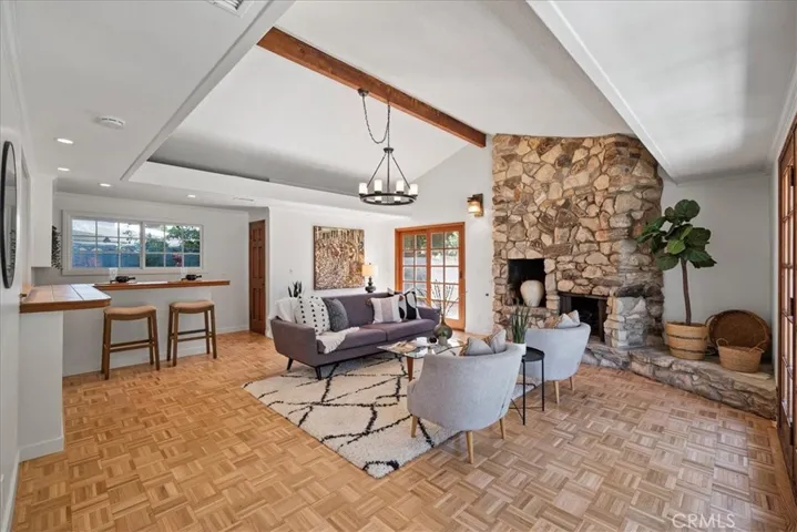 11261 Wallingsford Road, Rossmoor, California 90720