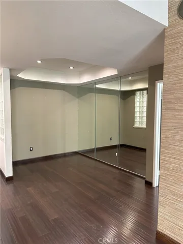 Dining room.
