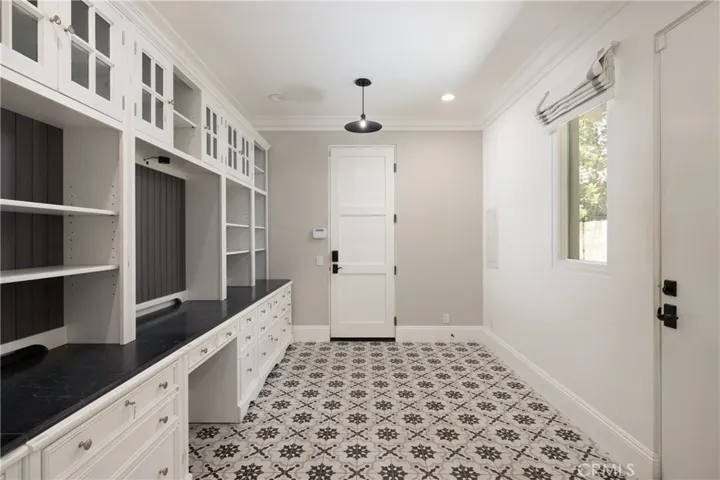 Hobby room/office off kitchen area