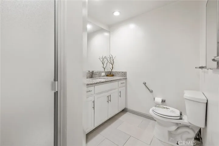 4223 Hackett Avenue, Lakewood, California 90713