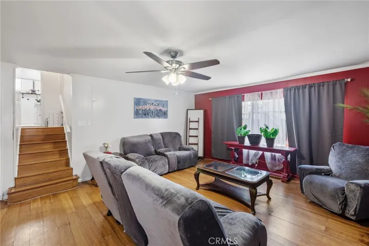 4223 Hackett Avenue, Lakewood, California 90713