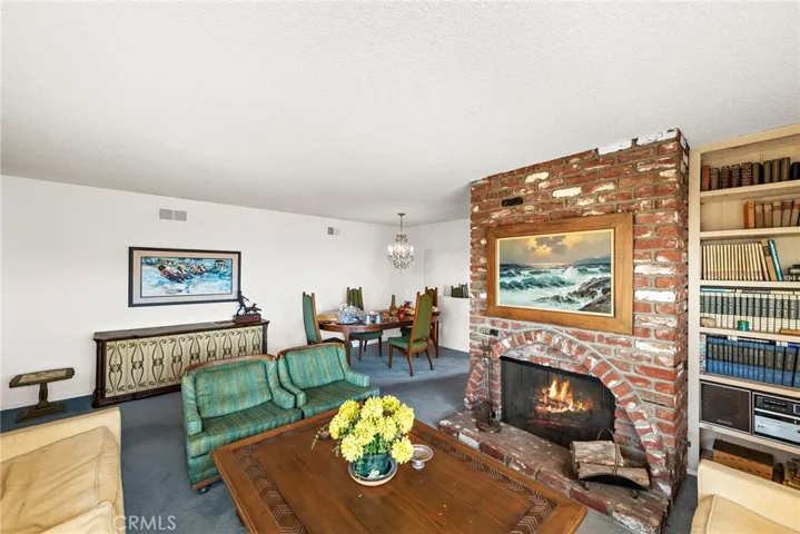131 Esplanade, San Clemente, California 92672