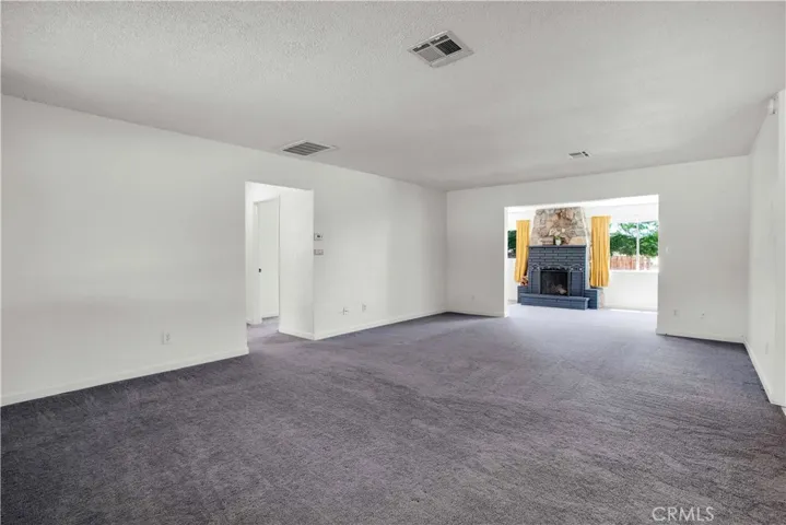 7976 Joshua Lane, Yucca Valley, California 92284