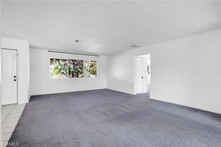 7976 Joshua Lane, Yucca Valley, California 92284