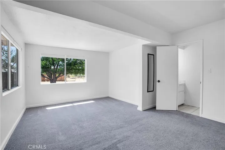 7976 Joshua Lane, Yucca Valley, California 92284