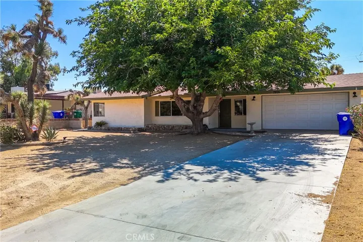 7976 Joshua Lane, Yucca Valley, California 92284
