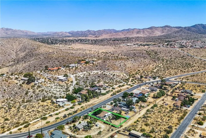 7976 Joshua Lane, Yucca Valley, California 92284