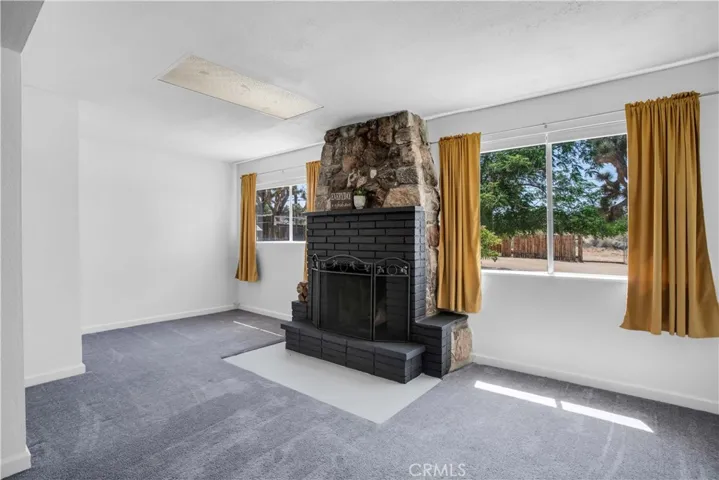 7976 Joshua Lane, Yucca Valley, California 92284
