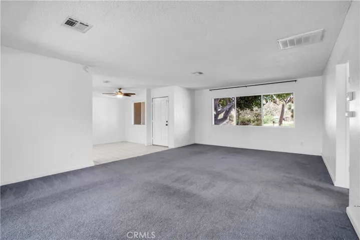 7976 Joshua Lane, Yucca Valley, California 92284