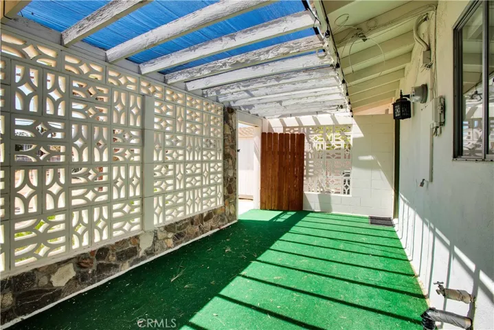 7976 Joshua Lane, Yucca Valley, California 92284