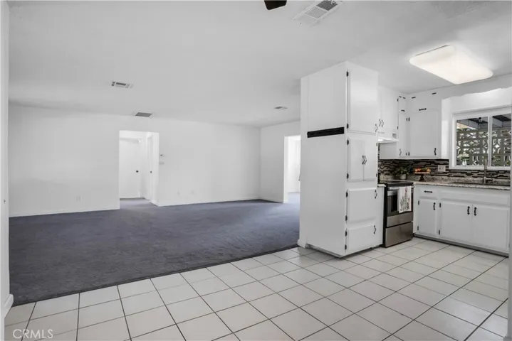 7976 Joshua Lane, Yucca Valley, California 92284