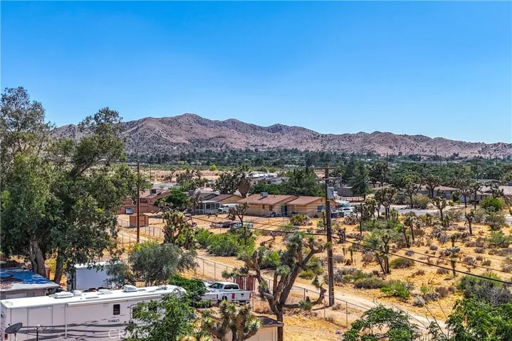 7976 Joshua Lane, Yucca Valley, California 92284