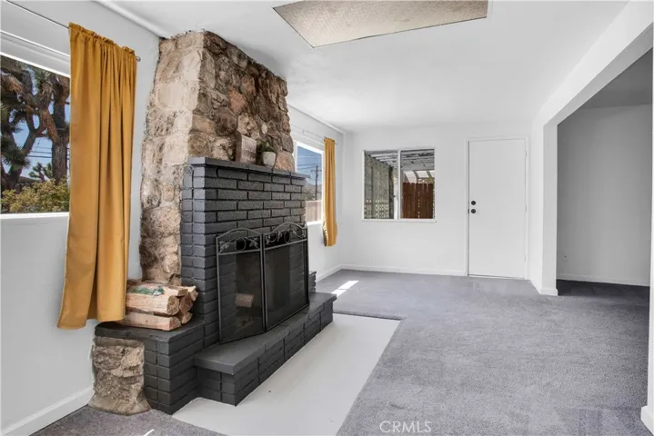 7976 Joshua Lane, Yucca Valley, California 92284