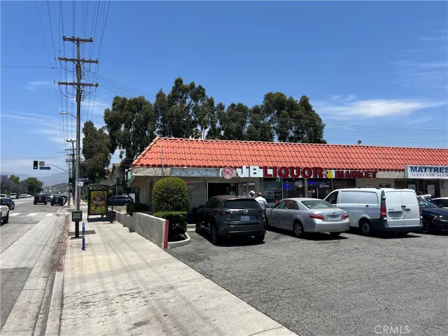 8440 Sunland Boulevard, Sun Valley, California 91352