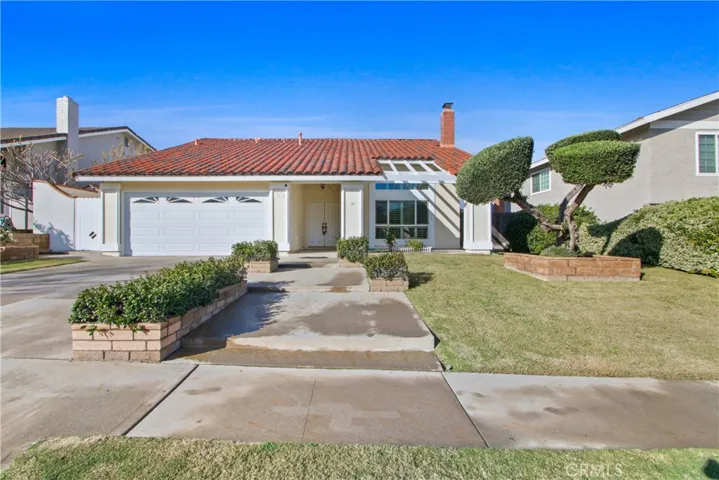223 S Calle Diaz, Anaheim Hills, California 92807