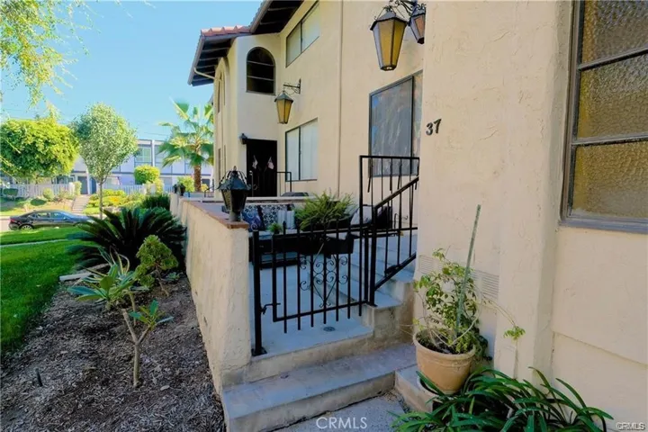 400 S Flower Street 37, Orange, California 92868