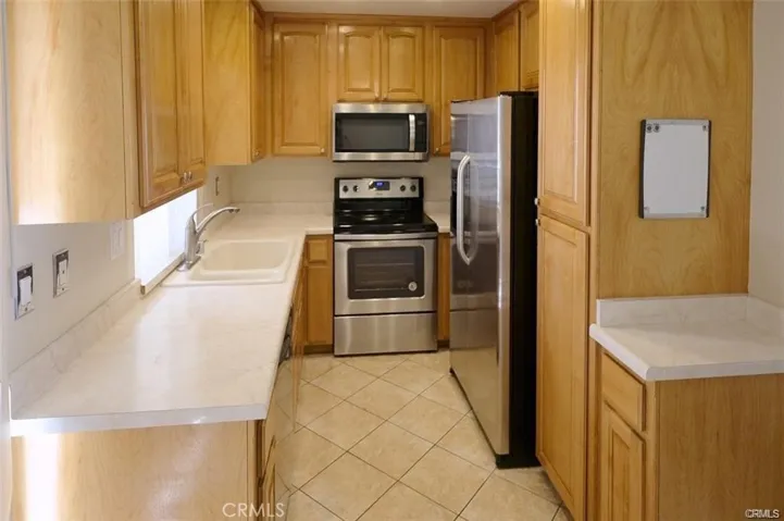 400 S Flower Street 37, Orange, California 92868