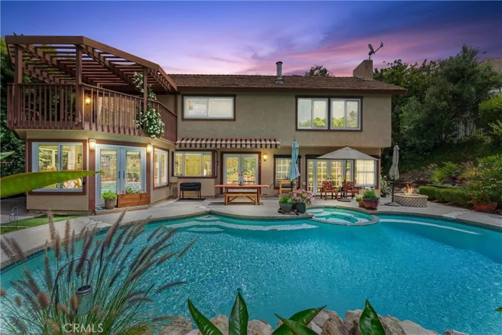 341 S Yorkshire Circle, Anaheim Hills, California 92808