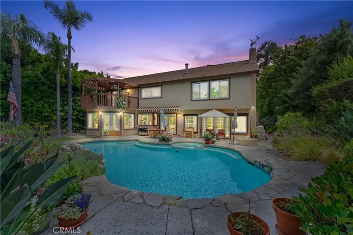 341 S Yorkshire Circle, Anaheim Hills, California 92808