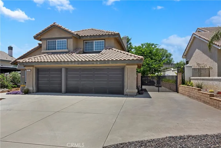 Three Car Garage & RV Parking