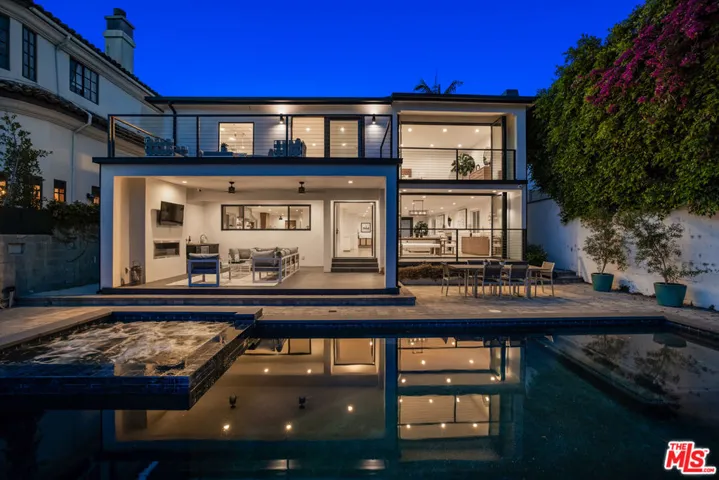 10060 Toluca Lake Avenue, Toluca Lake, California 91602