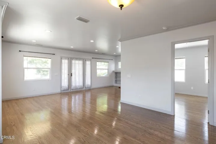 22-web-or-mls-1568 N Ave 46 Los Angeles