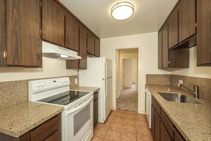 3820 Park Boulevard, Palo Alto, California 94306